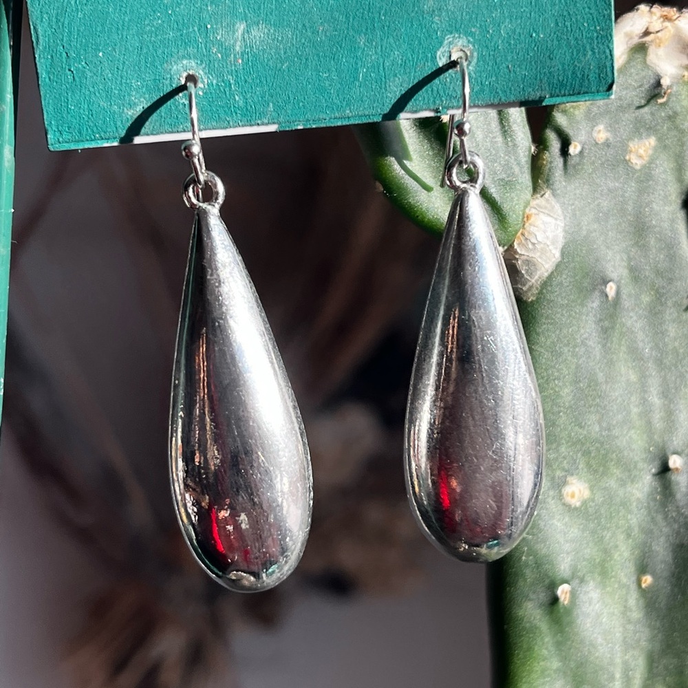 Teardrop Silver Earrings